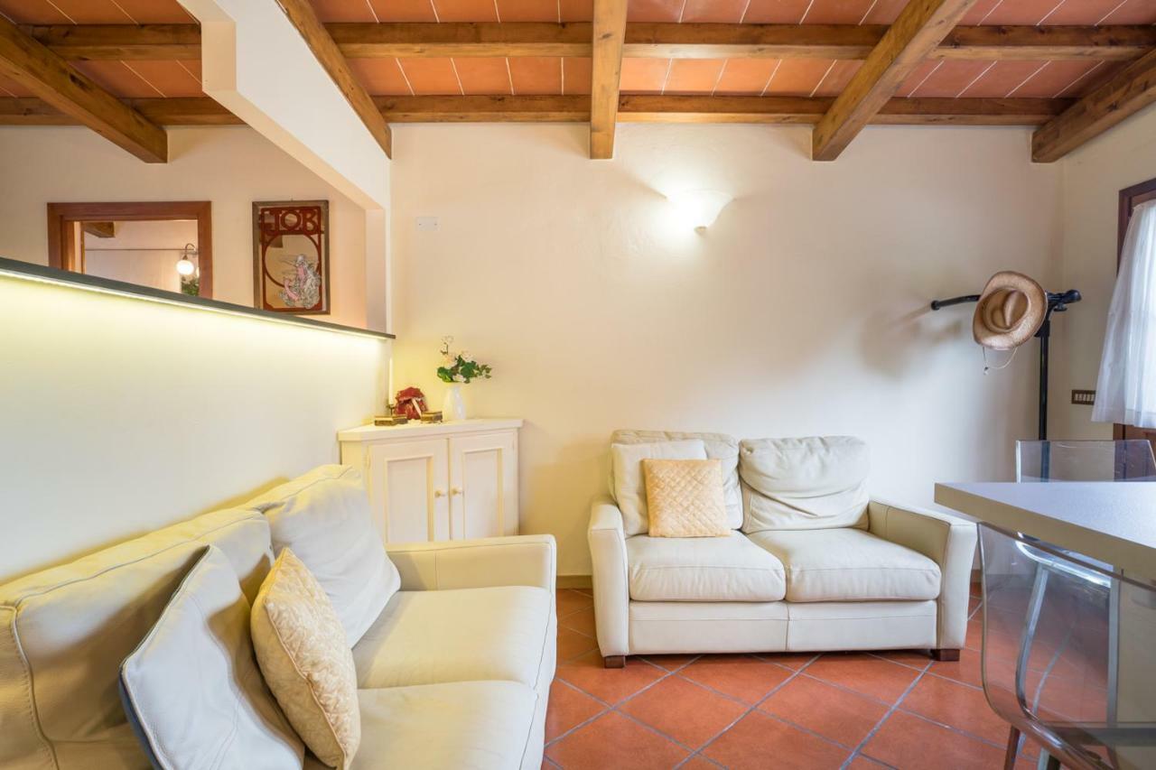 B&B Rosso Baccara Montevettolini Luaran gambar